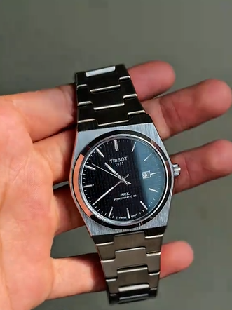 Tissot PRX – أناقة الرجال الراقية