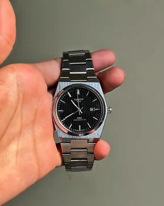 Tissot PRX – أناقة الرجال الراقية