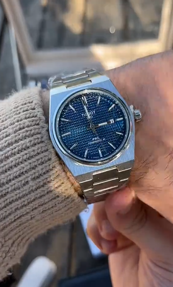 Tissot PRX – أناقة الرجال الراقية