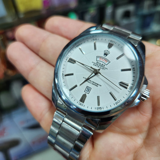 ساعة Rolex Oyster